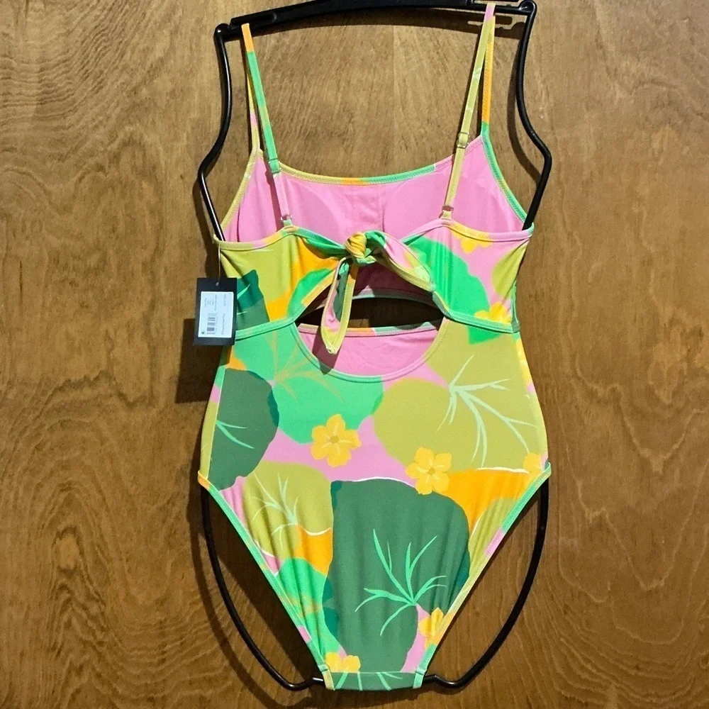 Kate Spade New York Floral Cutout One-Piece Swimsuit Size L - NWT 🌺✨
